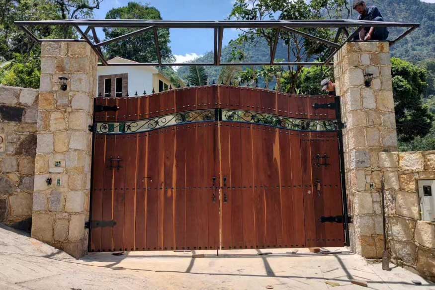 puertas para fincas cali, medellin, valledupar, barranquilla, cartagena, sincelejo, armenia, tunja